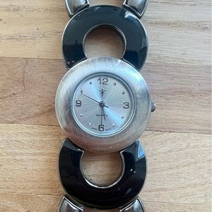 Unbranded Ladies black and gray tone fashion watch NEW BATTERY